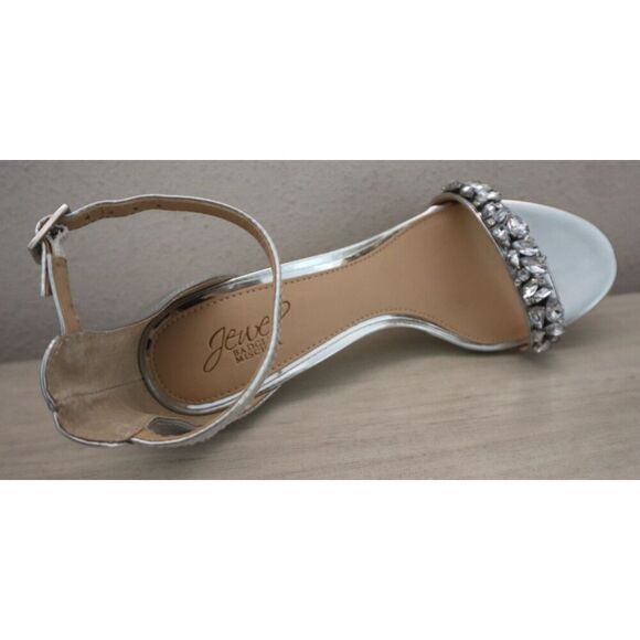 Jewel Badgley Mischka Women's Sz 8.5 Silver Dash Embellished Heel Sandals - Picture 6 of 16